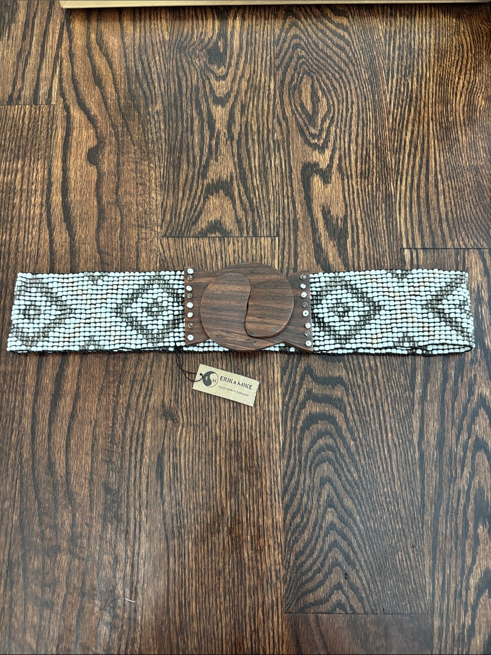 Beaded Diamond-Pattern Stretch Belt with Wooden Buckle